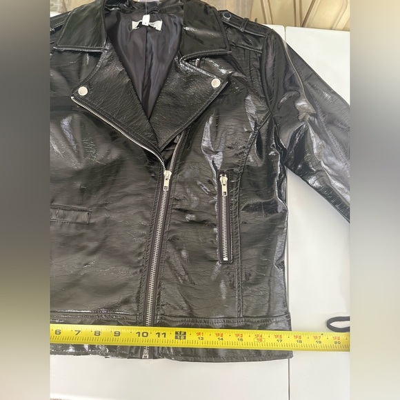 NEW Faux Vegan Leather Fashion Black Moto Jacket Charlotte Russe Size Large 0339 - Picture 7 of 12